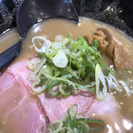 用户对于白湯麺専門店 丸福ラーメン 守口店的评论图