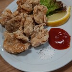 用戶對於小姑娘的評論圖