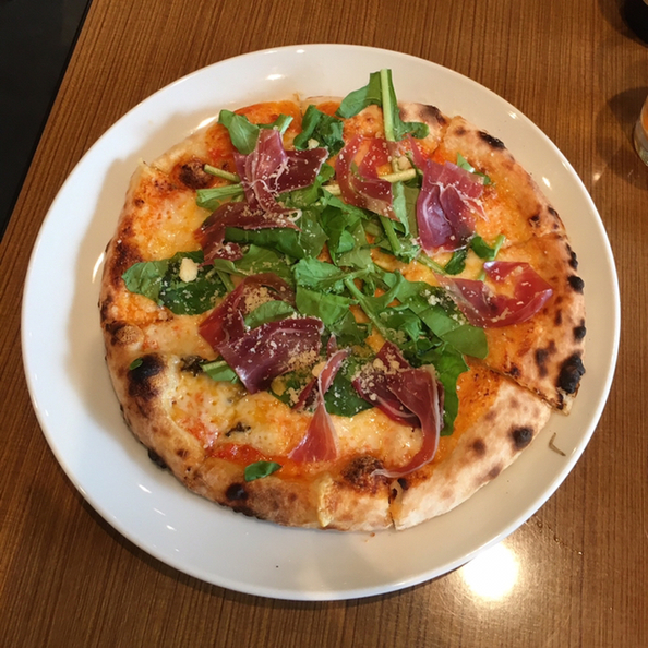 用戶對於Cafe Shakey's的評論圖