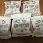 用户对于阿闍梨餅本舗　満月 大丸梅田店的评论图