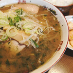 用户对于一徹的评论图