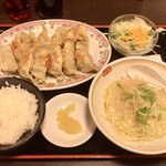 用戶對於餃子の王将 天満橋OMMビル店的評論圖
