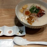 用户对于富小路粥店的评论图