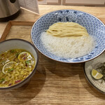 用戶對於だしと小麦の可能性的評論圖