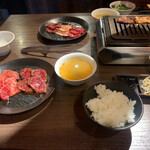 用戶對於黒毛和牛焼肉 白か黒的評論圖