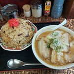 用戶對於こく一番 ラーメン みどりや的評論圖