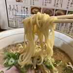 用戶對於らーめん あらうま堂 梅田一番街店的評論圖