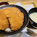 用户对于新潟カツ丼 タレカツ 神保町すずらん通り店的评论图