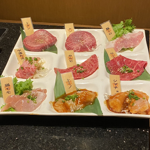 用户对于焼肉レストランロインズ 東大和的评论高清图