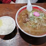 用户对于ラーメンさんぱち 平岡店的评论图