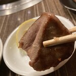 用户对于焼肉・しゃぶしゃぶ 肉の鶴々亭的评论图