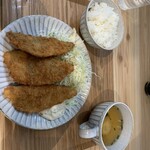 用戶對於三陽食堂的評論圖