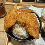 用户对于新潟カツ丼 タレカツ 神保町すずらん通り店的评论图