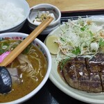 用戶對於山香食堂的評論圖