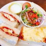 用户对于カフェ ド セジン的评论图