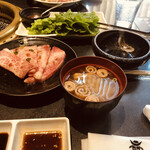 User's review image for 炭火焼肉 清香園 半道橋店