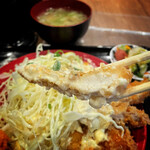 用戶對於とりかつ たるたる 金いろ的評論圖