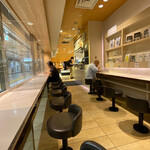 用户对于BOOK COMPASS Cafe エキュート東京店的评论图