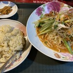 用戶對於中華居酒屋 貴族的評論圖