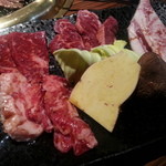 用戶對於テーブルオーダーバイキング 焼肉 王道 布施店的評論圖