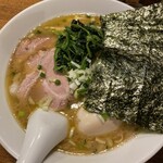 User's review image for 神楽坂家系ラーメン モンタナ