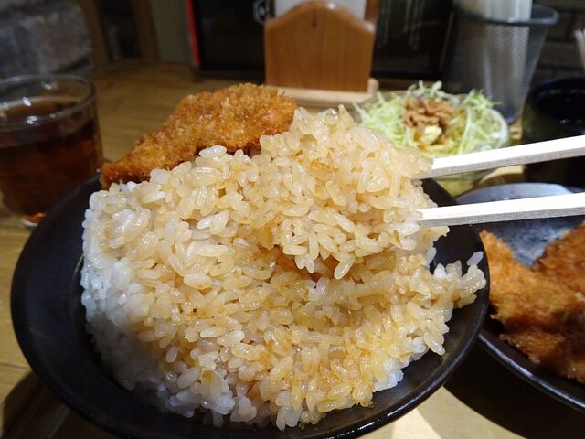 用户对于新潟カツ丼 タレカツ 神保町すずらん通り店的评论高清图