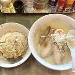 用戶對於ラーメン笑福的評論圖