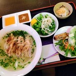 用戶對於LONG DINH VIET NAM RESTAURANT 心斎橋店的評論圖