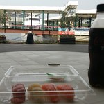 用戶對於湾岸市場的評論圖