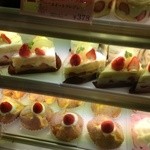 用户对于シャトレーゼ 函館昭和店的评论图