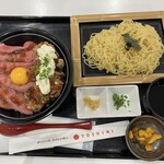用户对于ローストビーフ YOSHIMI 三井アウトレットパーク札幌北広島店的评论图