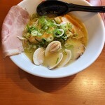 用户对于熟成醤油らーめん 十二分屋 城陽店的评论图