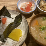 用户对于三一八的评论图