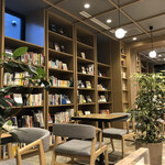 用戶對於LAMP LIGHT BOOKS CAFE的評論圖