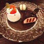 User's review image for パティスリー カフェ ロール