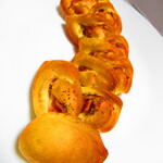 用户对于MILK IN BREAD的评论图