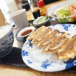 用户对于昭和親爺の餃子厨房 亀ちゃん的评论图
