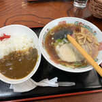 用戶對於山香食堂的評論圖