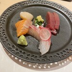 用户对于だし屋 おわん的评论图