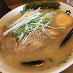 用户对于ラーメンの王道 北浜商店 金堀店的评论图