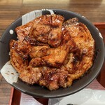 用戶對於ドライブインいとう豚丼名人 新千歳空港店的評論圖