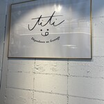 User's review image for titi