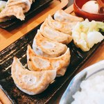 用户对于肉汁餃子のダンダダン 分倍河原店的评论图