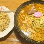 用户对于ラーメンさんぱち 滝川店的评论图