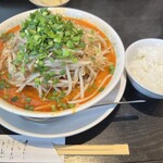 用戶對於唐人飯店的評論圖