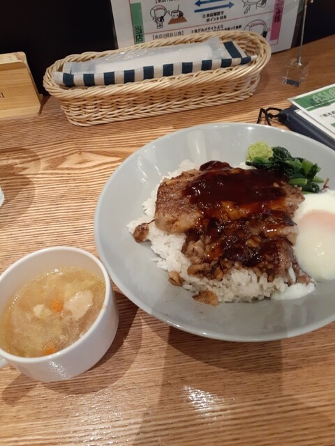 用户对于カフェゼノン＆ゼノンサカバ 吉祥寺店的评论高清图