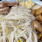 用户对于ラーメン二郎 池袋東口店的评论图