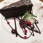 用戶對於Cafe Shakey's的評論圖
