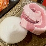 用戶對於韓国料理豚ブザ 新宿店的評論圖