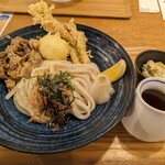 用戶對於うどんダイニング 弥栄的評論圖